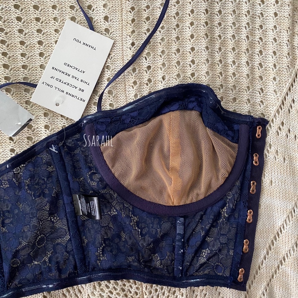 For Love and Lemons Mia Set - Picture 10 of 16